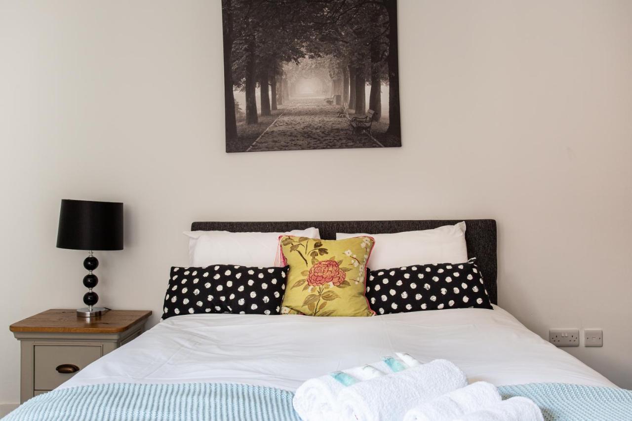 Апартаменты Modern Luxury Apartment, Sleeps 6, Location Белфаст
